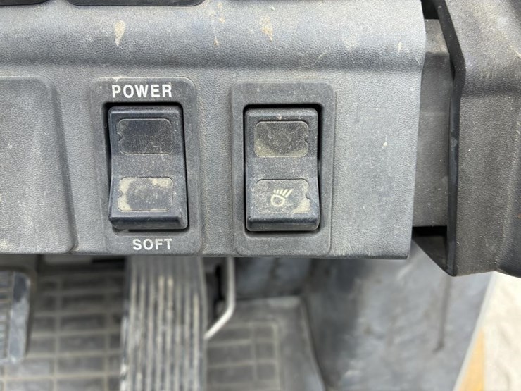 2014-caterpillar-2c500-forklift-image-9