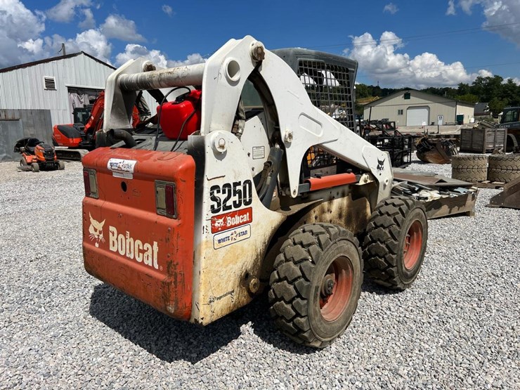 bobcat-s250-image-5