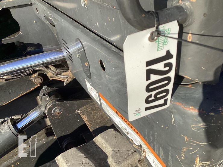 2012-bobcat-e80-image-24