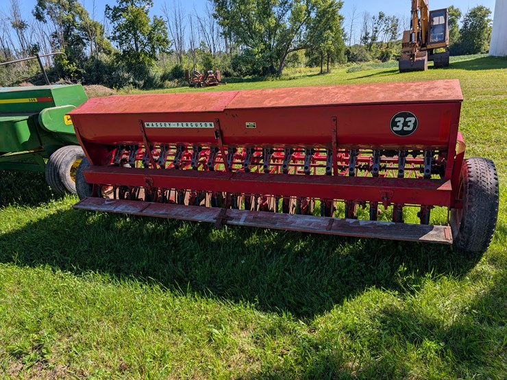 massey-ferguson-33-image-6