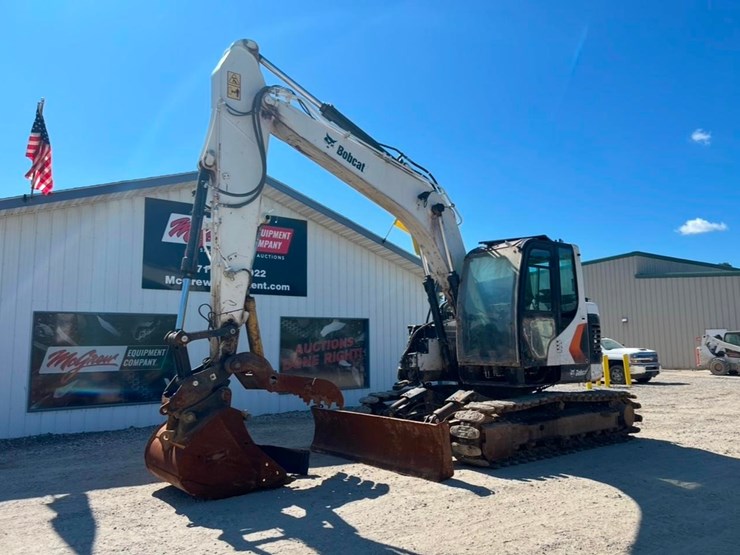 2020-bobcat-e145-image-2