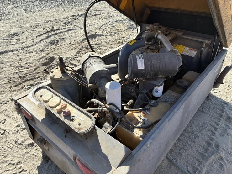 2014-atlas-copco-xas185-image-6