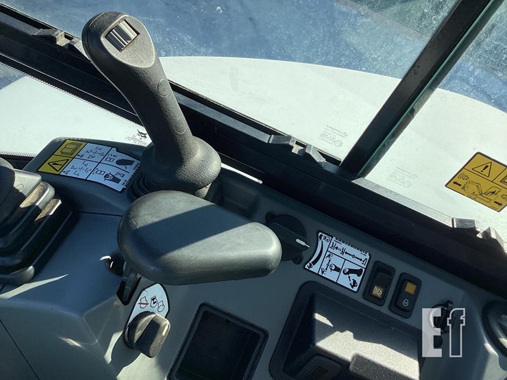 2022-bobcat-e42-image-19