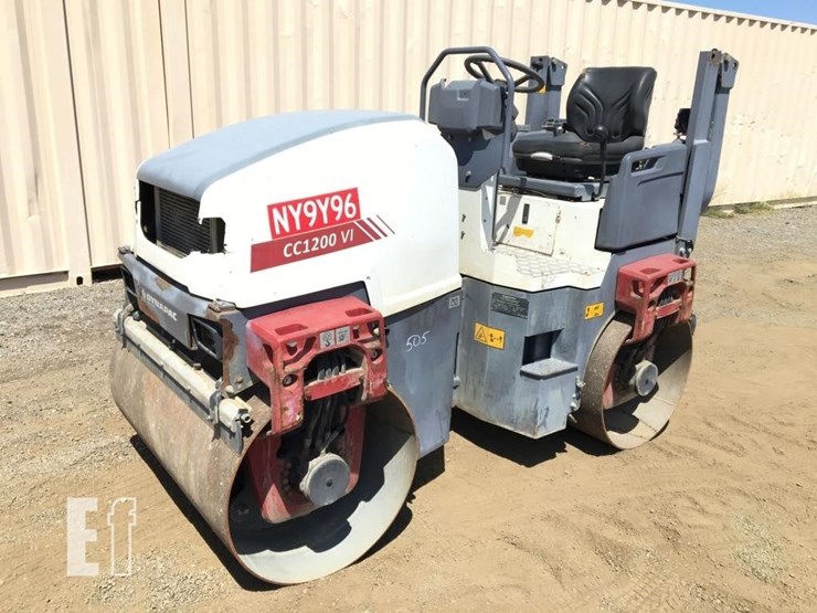 2019-dynapac-cc1200-image-1
