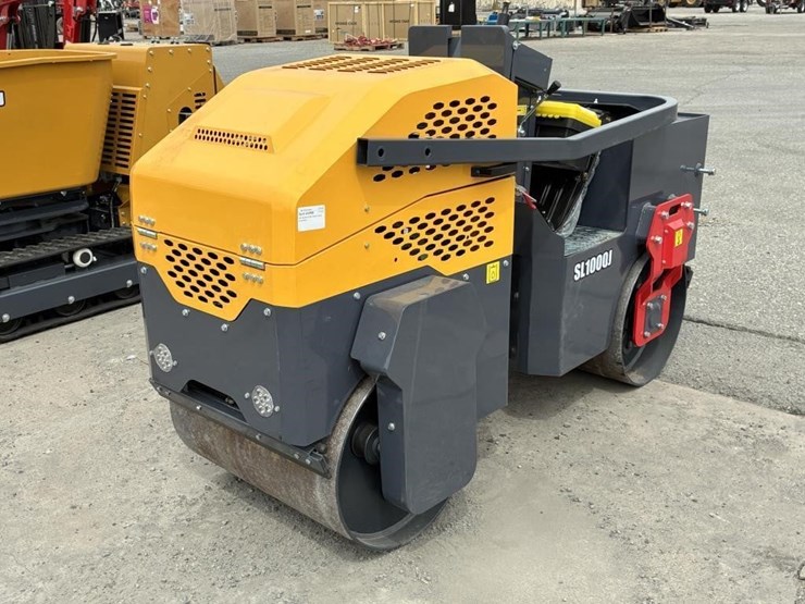 2025-sdlool-sl1000-vibratory-tandem-roller-image-1