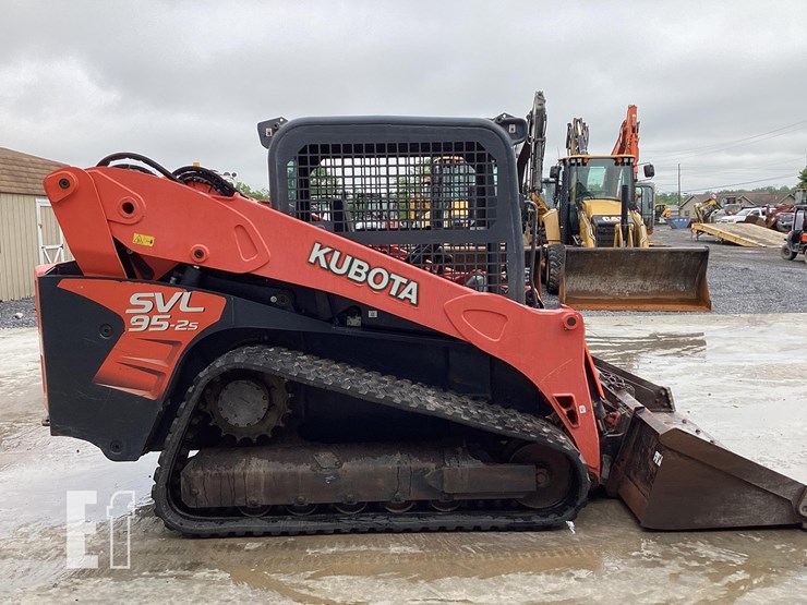 2020-kubota-svl95-2s-image-6
