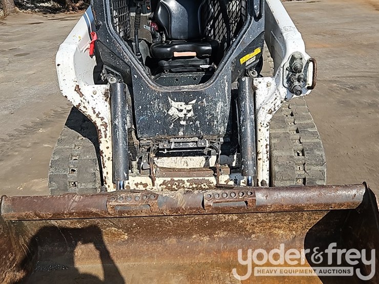 2021-bobcat-t64-image-15