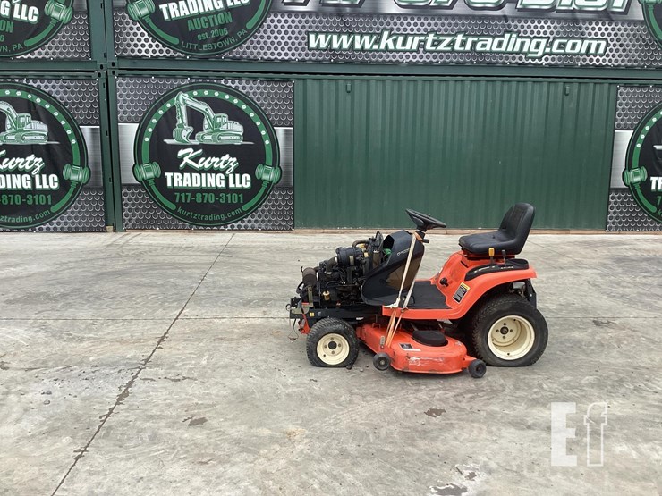 2005-kubota-gr2100-image-1