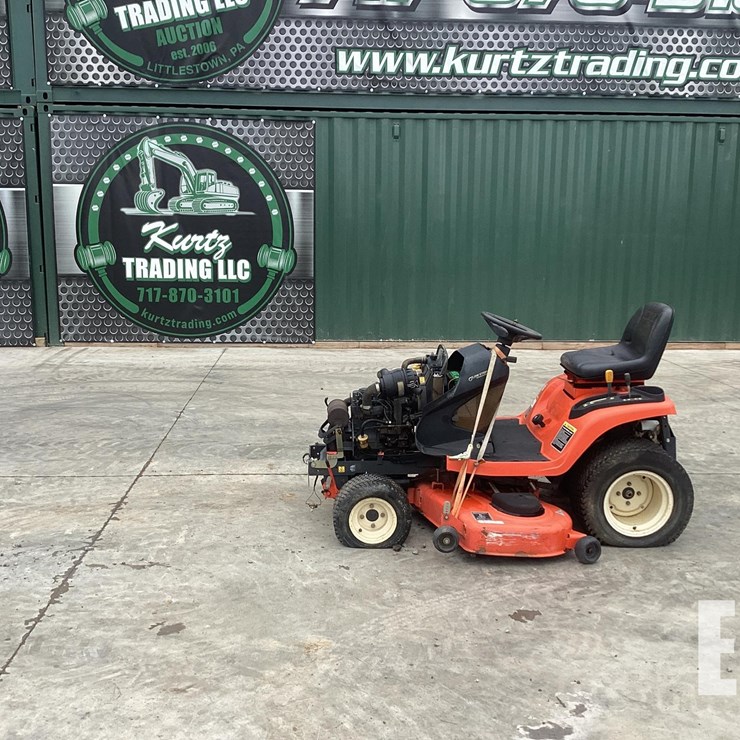 2005 KUBOTA GR2100