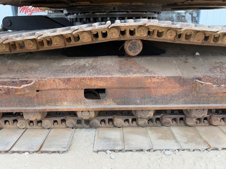 2004-caterpillar-311c-image-17