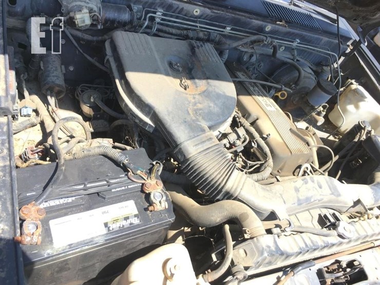 1993-nissan-pathfinder-image-9