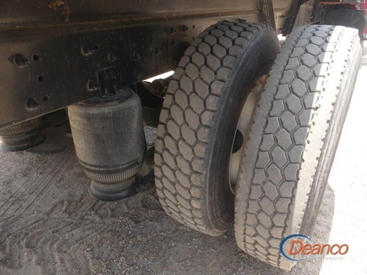 2006-international-durastar-4300-image-6