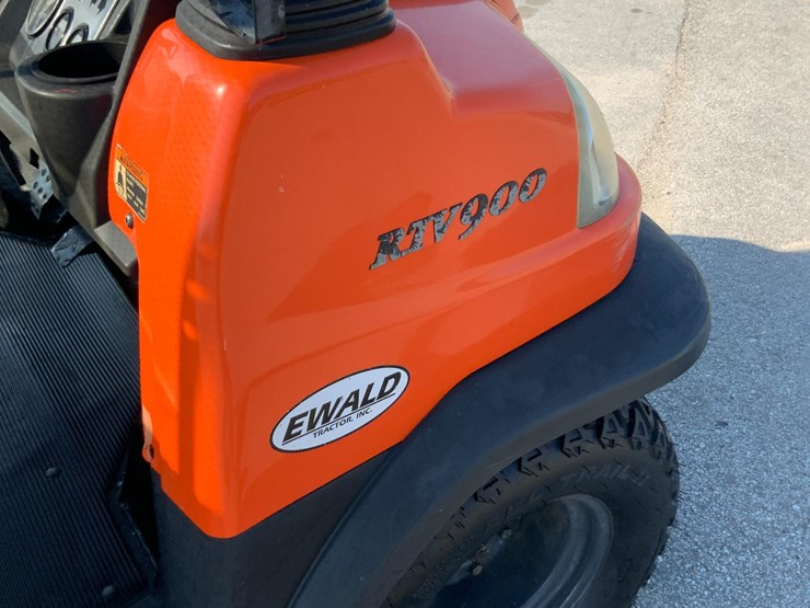 2001-kubota-rtv900-image-19