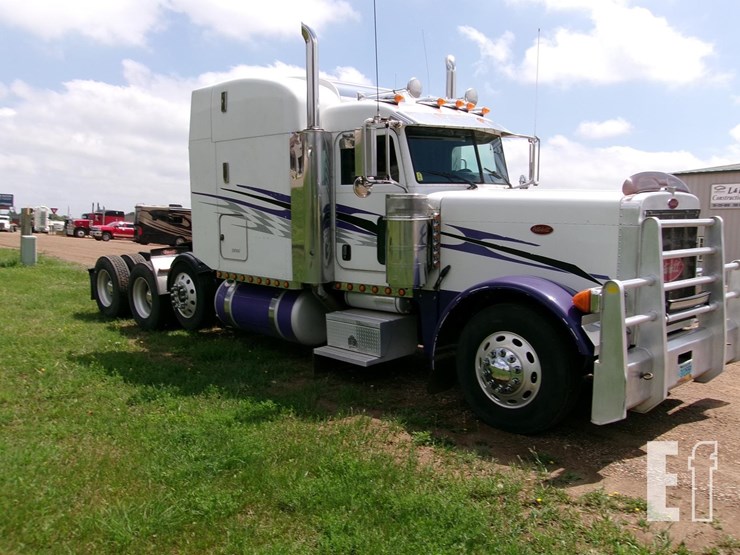 2005-peterbilt-379-image-2