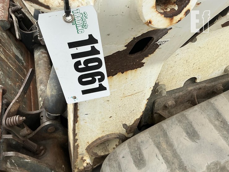 2012-bobcat-t750-image-21