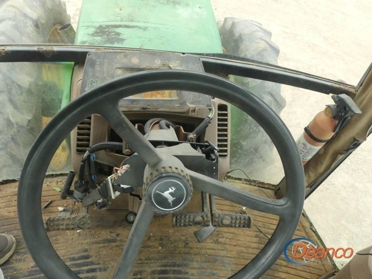 john-deere-7400-image-12