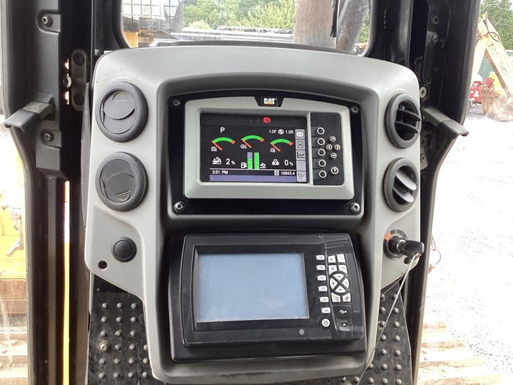 2018-caterpillar-d6t-lgp-image-19