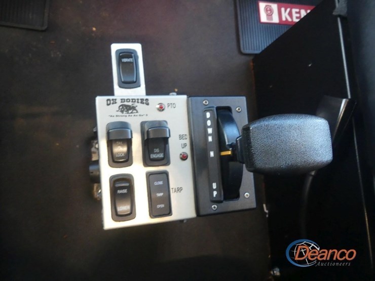 2024-kenworth-t880-image-24