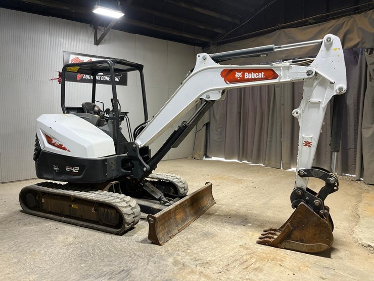 2023-bobcat-e42-image-7