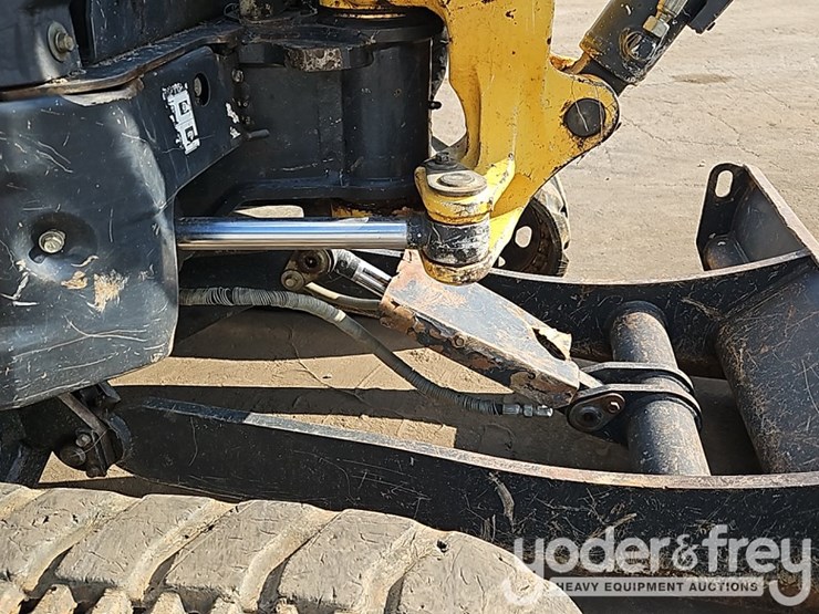 2019-yanmar-vio35-6a-image-14