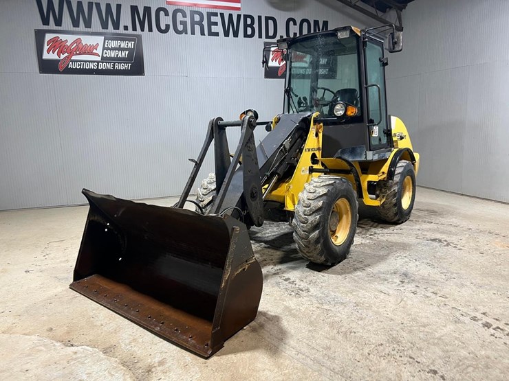new-holland-w50tc-image-2