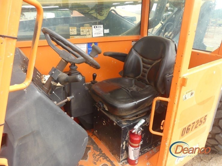 2015-jlg-g6-42a-image-11