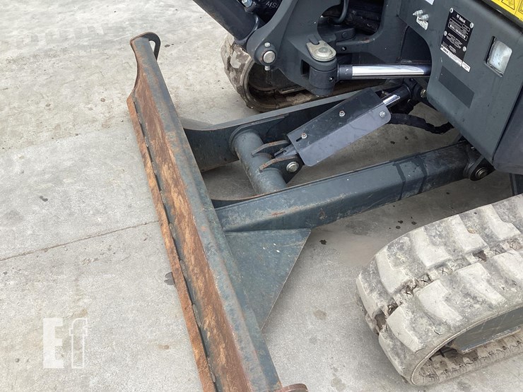2023-bobcat-e35-image-9