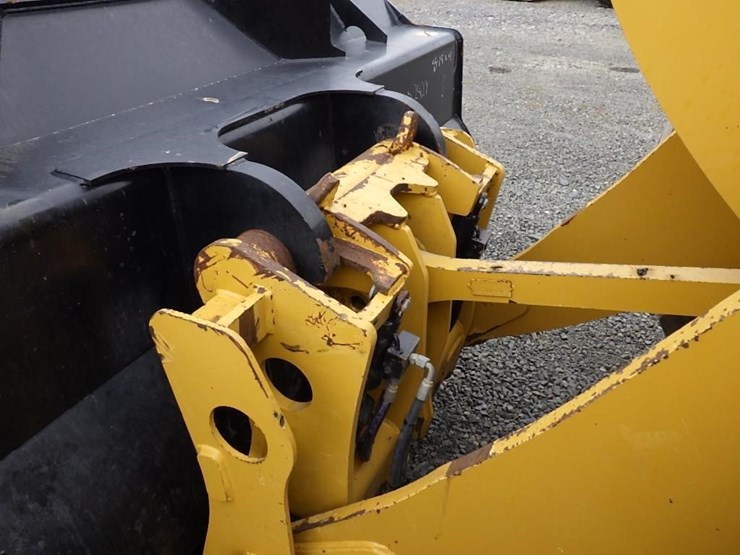 caterpillar-930m-image-9