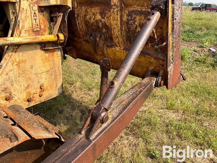 caterpillar-d6-image-14
