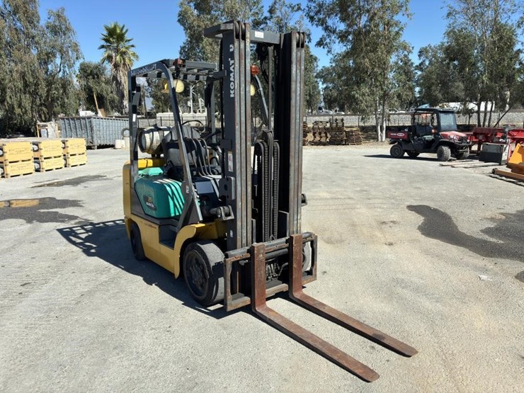 2005-komatsu-fg25sht-14-image-2