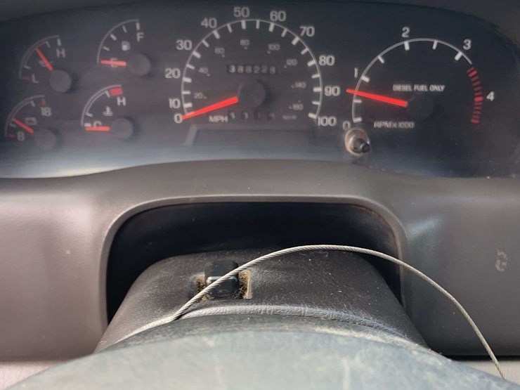 1999-ford-f650-xl-image-30