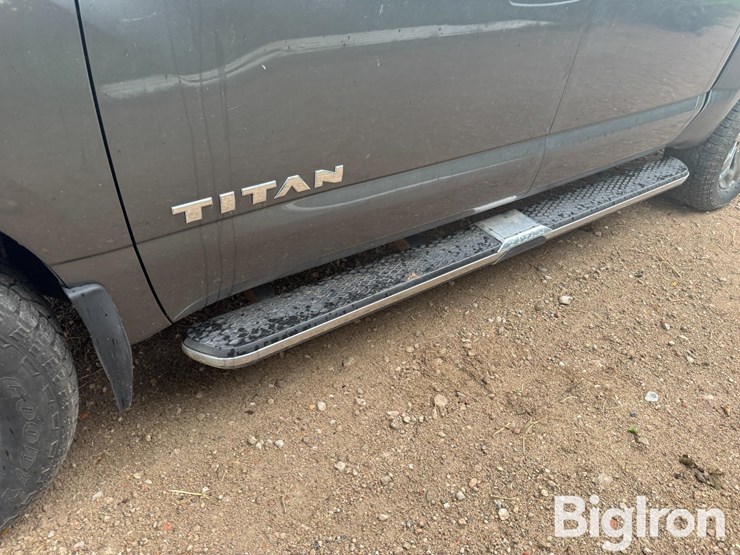 2017-nissan-titan-image-13