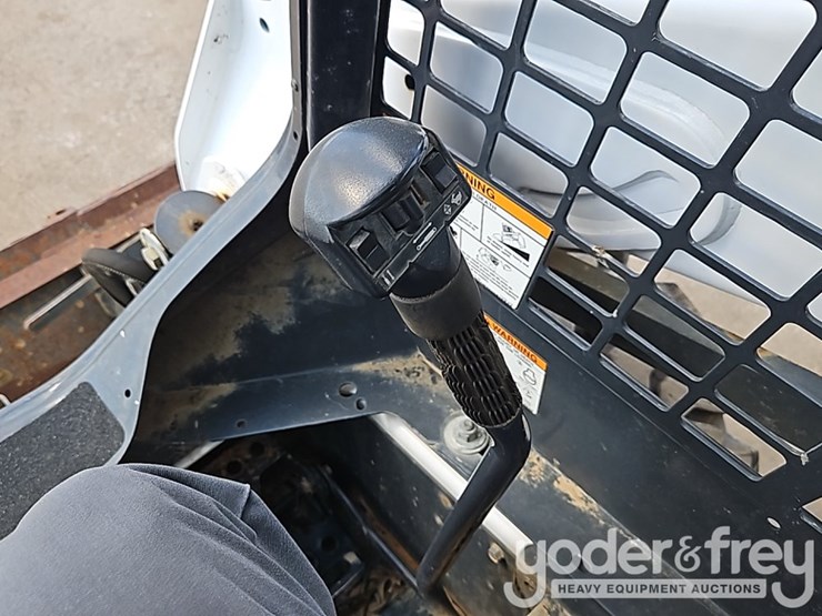 2016-bobcat-s530-image-20