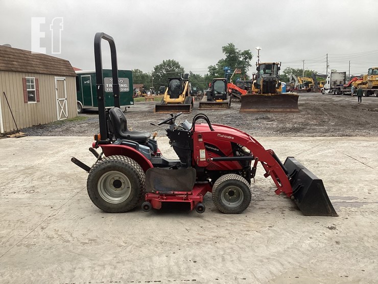 2016-mahindra-emax-22-image-5