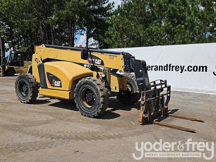 2017-caterpillar-tl642d-image-7