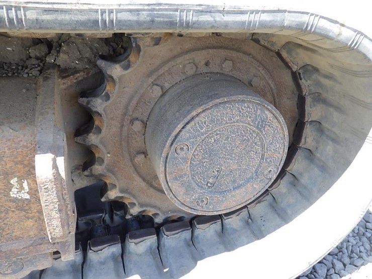 2019-bobcat-e85-image-41