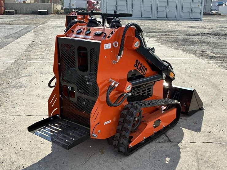 2025-sdlool-sl36c-skid-steer-loader-image-3