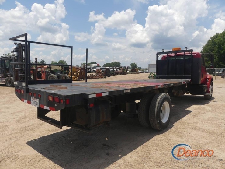2006-international-durastar-4300-image-2