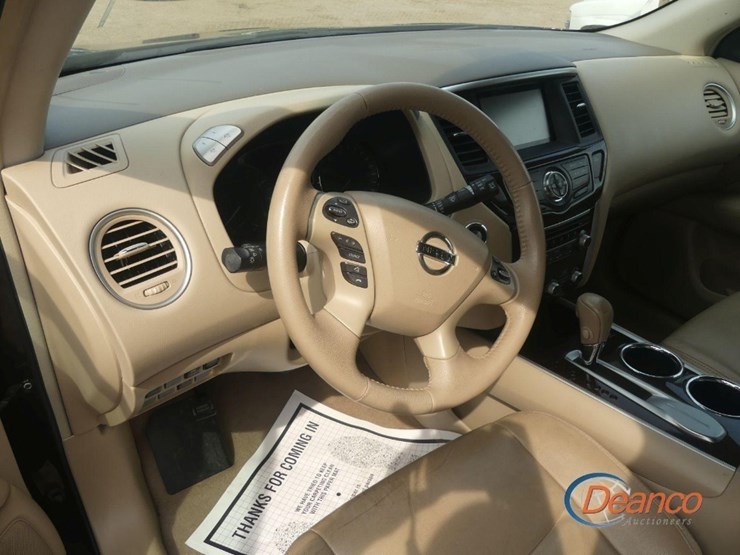 2013-nissan-pathfinder-image-7