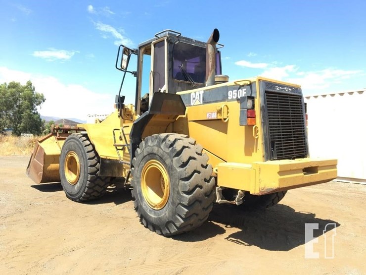 1994-caterpillar-950f2-7500-image-4