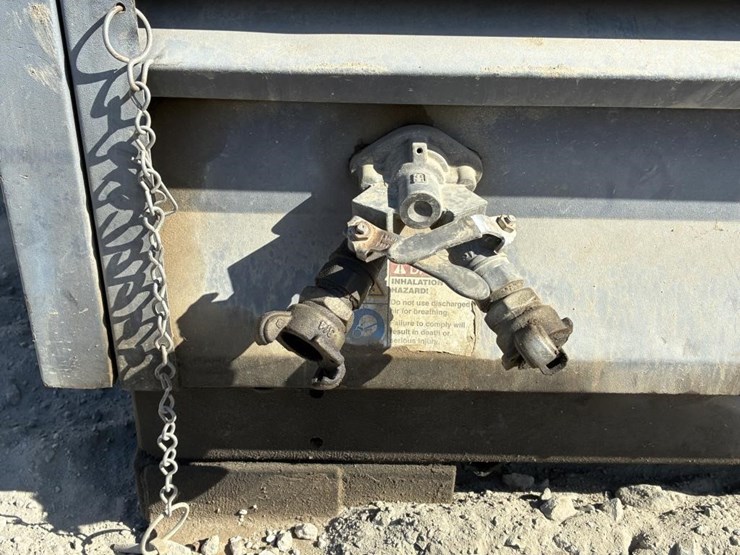 2014-atlas-copco-xas185-image-5