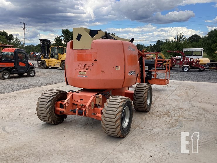 2010-jlg-450aj-ii-image-4