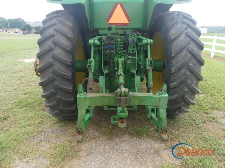 2013-john-deere-8260r-image-3
