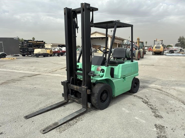 mitsubishi-fg23-forklift-image-1