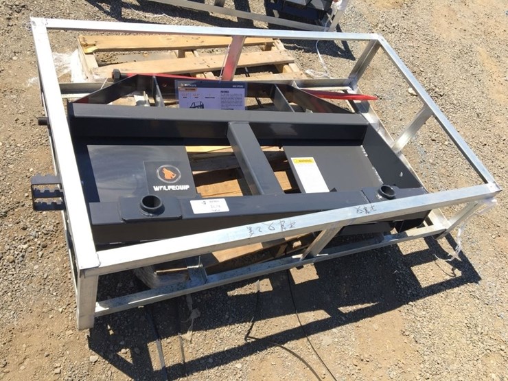 unused-wolfequip-bs-12-2500g-49in-bale-fork-image-2