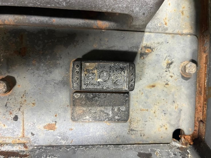 takeuchi-tb235-image-28