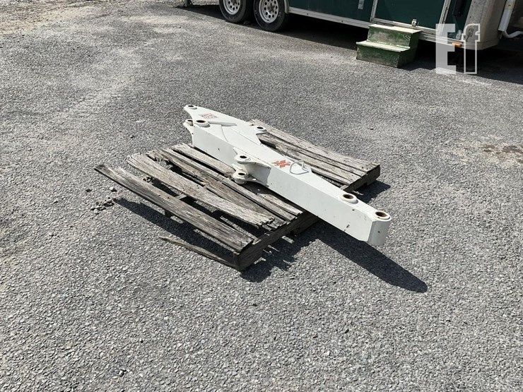 bobcat-e26-image-1