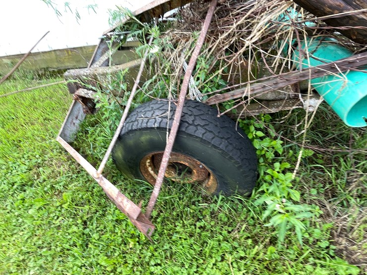 #5497-•-scrap-iron-pile-image-9