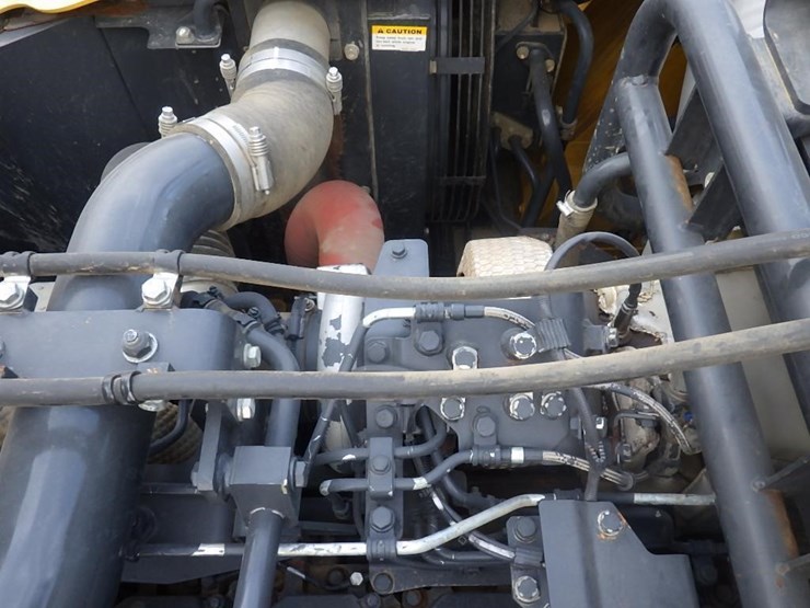 2016-komatsu-hm400-5-image-34