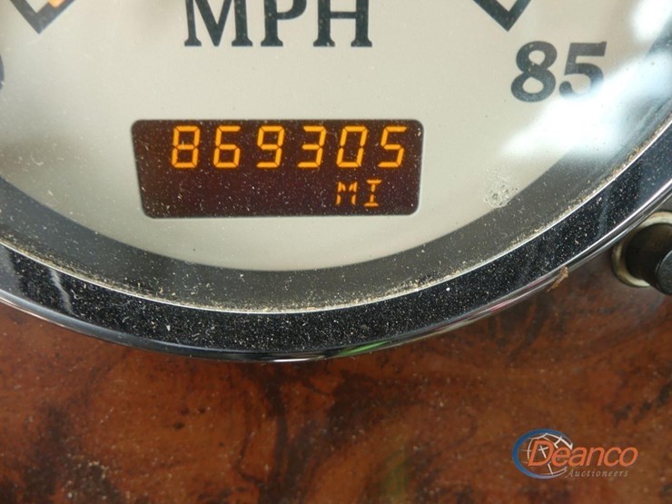 2016-international-9900i-image-19